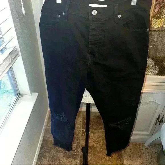 Black Levi's Wedgie Skinny Jeans size 32 - Picture 2 of 11